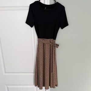 Black and Brown Short Sleeve Midi Dress
